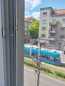 Fiksni komarnik za PVC prozor